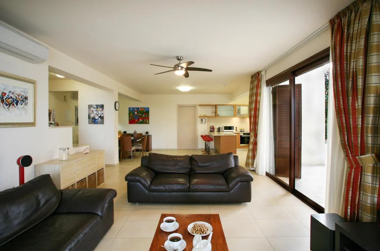 Villa Leonidas Protaras 0*,